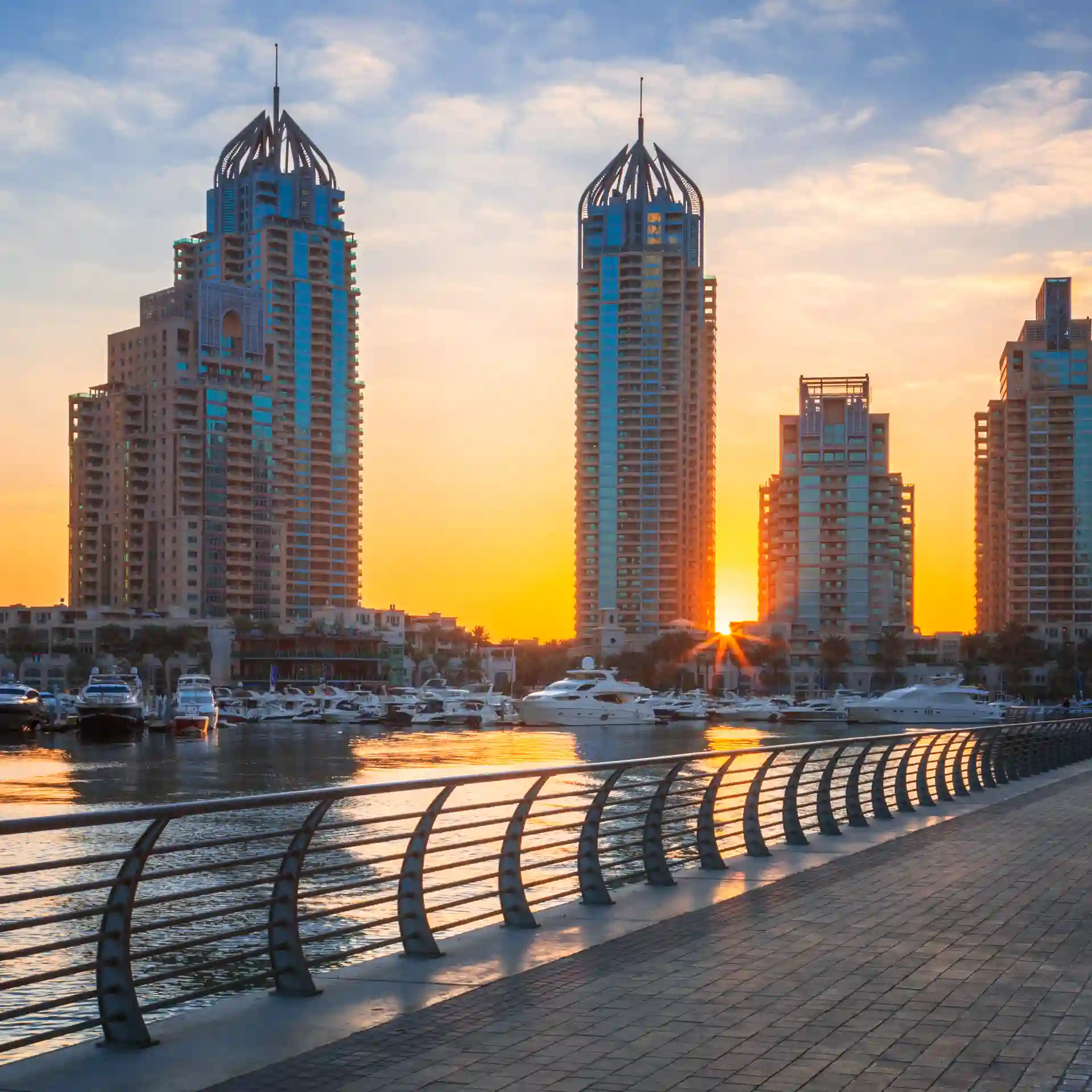 view-dubai-marina-sunrise-uae